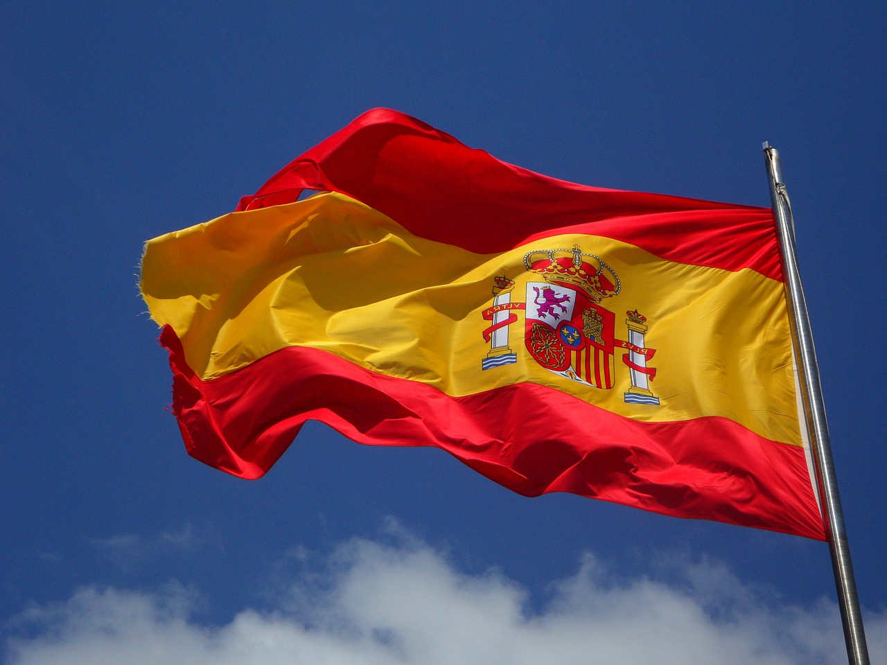 Péntektől Spanyolország sárga kategóriába kerül