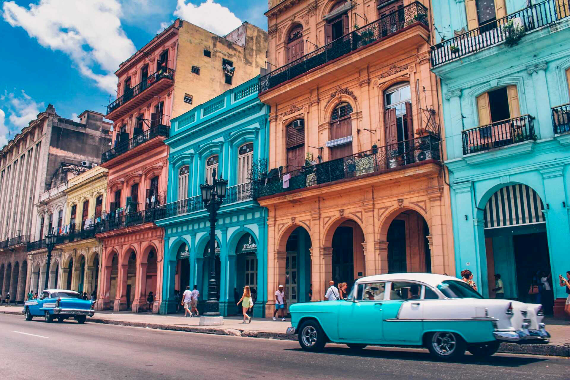 Szabad az út Kubába: mától teszt és oltás nélkül lehet beutazni a szigetországba